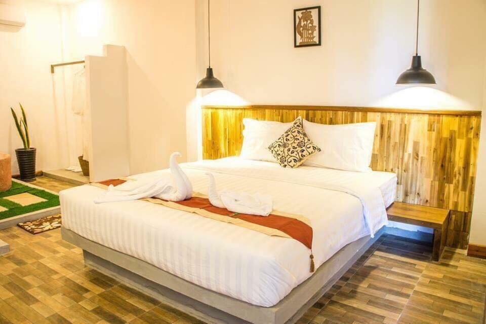 Boreirum Thmorda Hotel Resort Kampot Eksteriør billede
